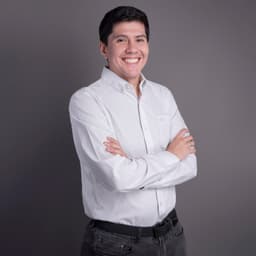 Andrés Torres-Calderón — Fundador & Managing Partner, Alto Negocios